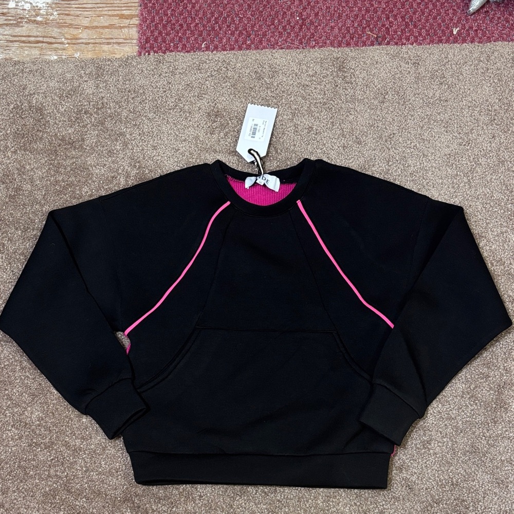 NWT Vibe Sweater 12